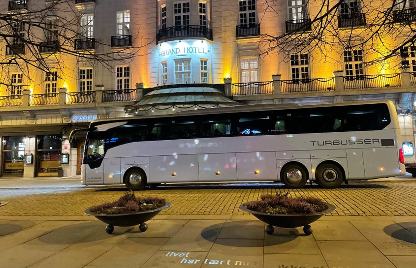 Coach Grand Hotel, Oslo -  chauffeurservice.no